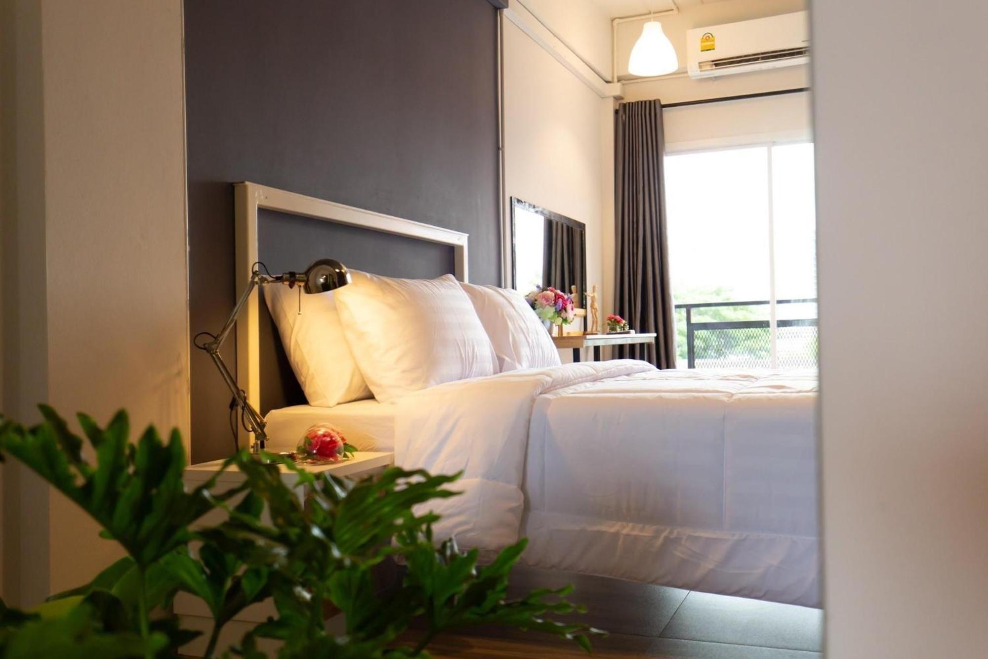 Mango 10 House Hotel Bangkok Luaran gambar