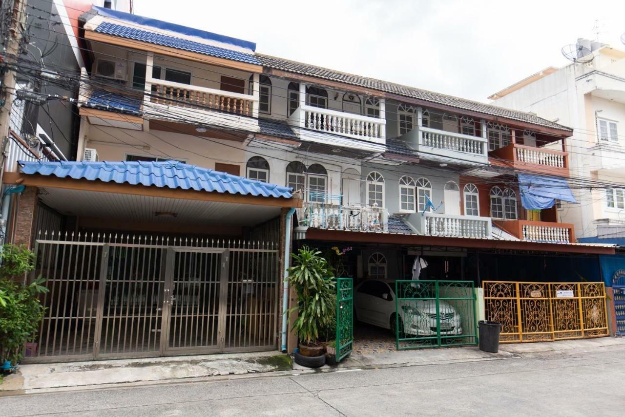 Mango 10 House Hotel Bangkok Luaran gambar