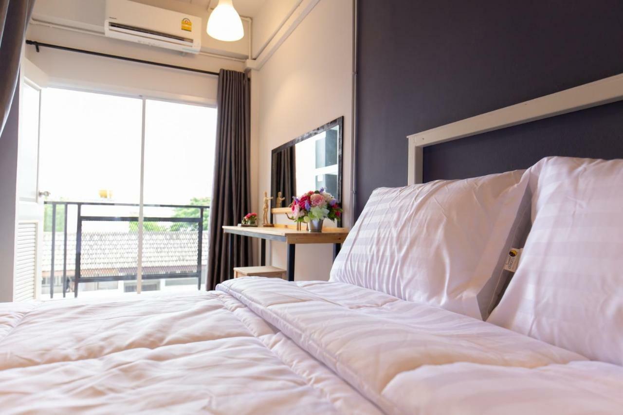 Mango 10 House Hotel Bangkok Luaran gambar
