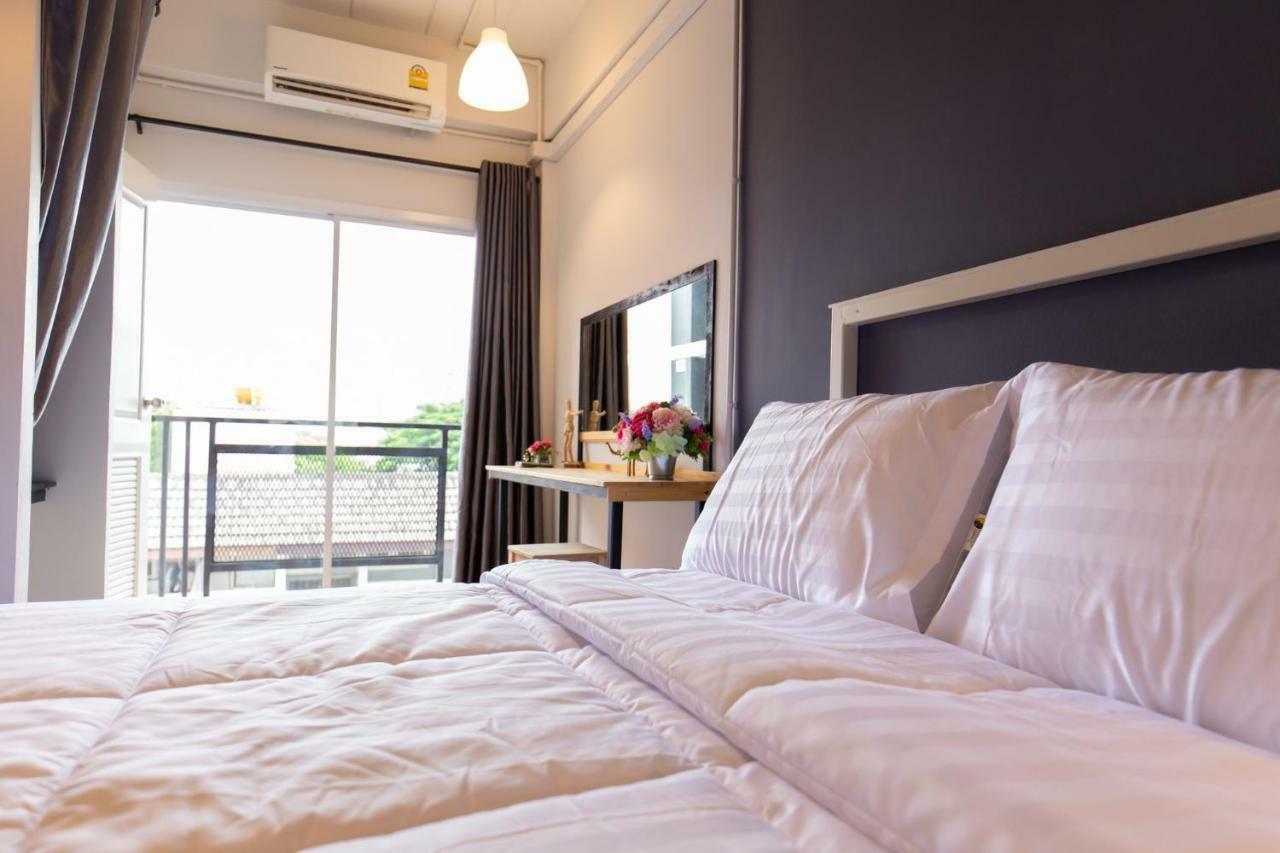 Mango 10 House Hotel Bangkok Luaran gambar