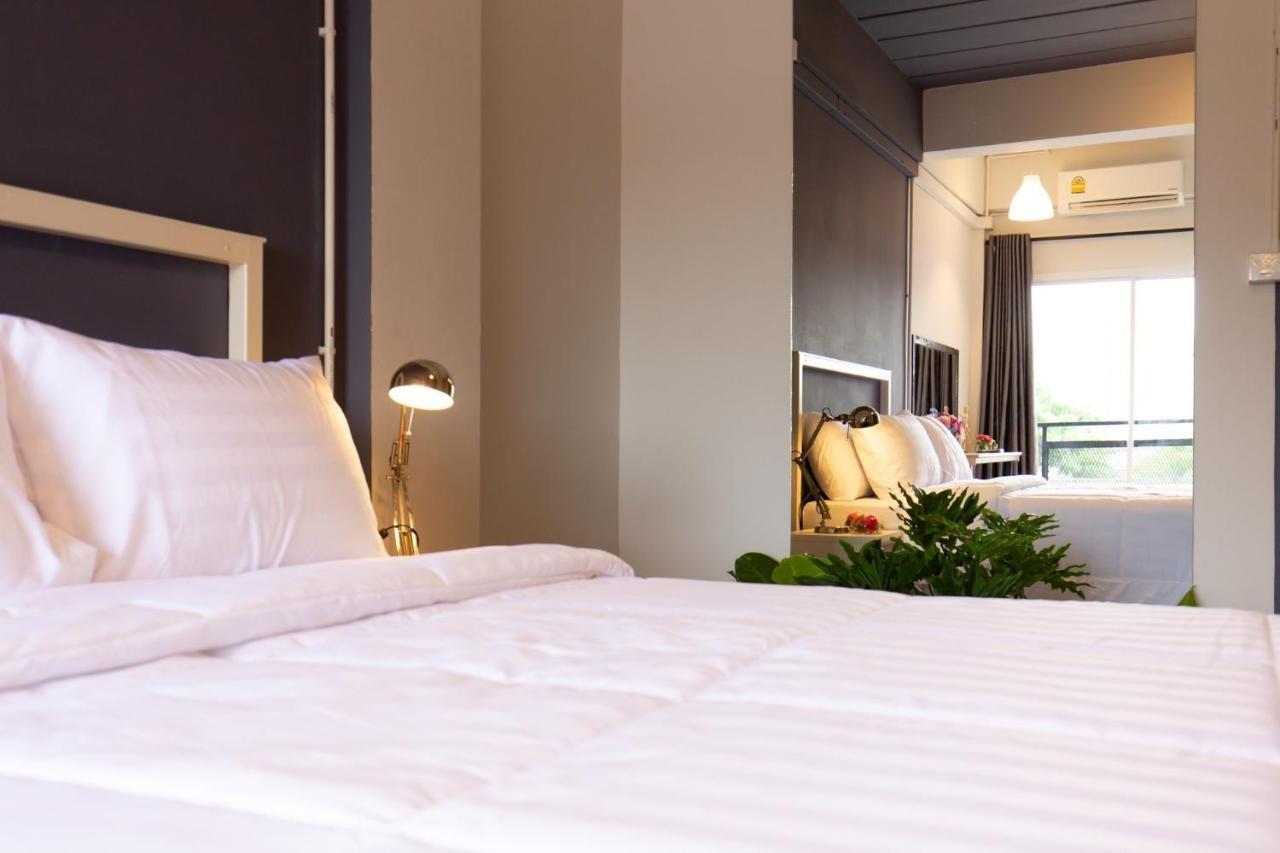 Mango 10 House Hotel Bangkok Luaran gambar